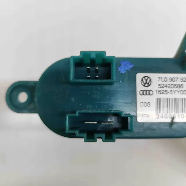 Verwarmingsweerstand Audi Q7 4.2L 2007 OEM 52420686 image 7