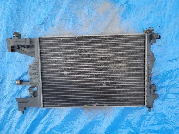 OPEL Astra J Zafira C Vattentank 1.3 1.7 CDTI 13267655 image 2