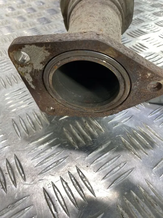 Honda CR-V Auspufftopf OEM FBZ22431 - Gebraucht image 5