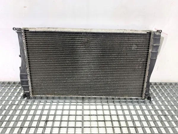 Radiateur d'eau OEM 7788903 pour BMW E84 2.0 116CH image 2