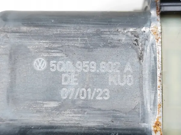 OEM 5Q0959802A Frontlinker Fensterheber links image 7