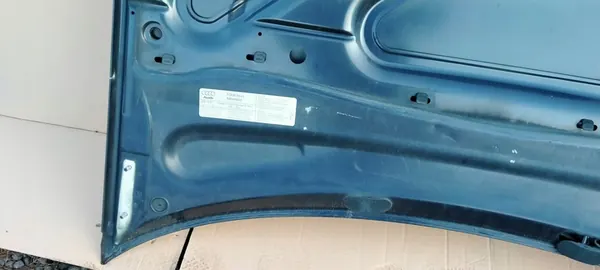 AUDI A6 C5 LIFT 01-04 Tampa do motor image 7