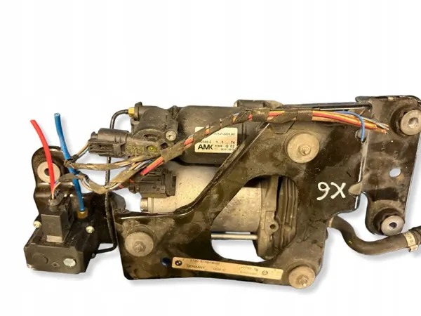 ES015P000101 Ilmajousituskompressori BMW X5 E70:lle image 3
