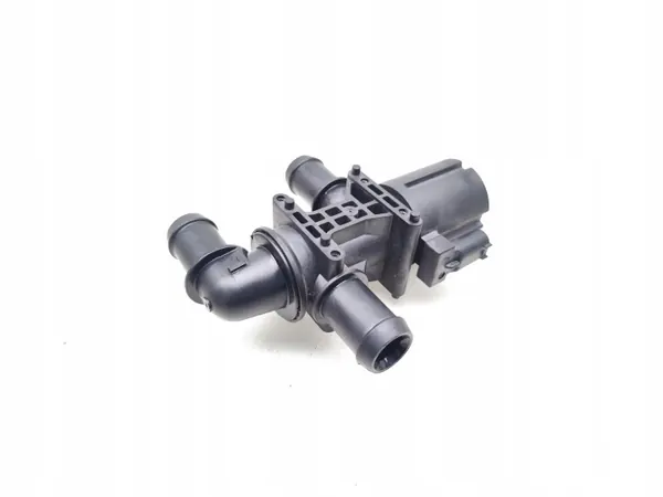 Soupape de refroidissement Land Rover Evoque OEM P8D218495AA image 2