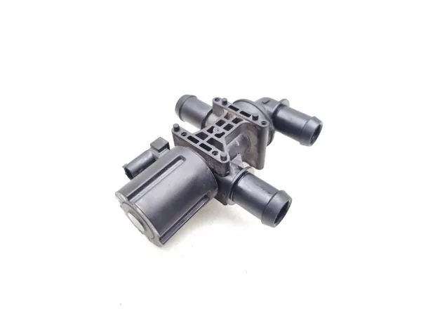Soupape de refroidissement Land Rover Evoque OEM P8D218495AA image 3