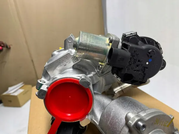 Audi OE 06K145713H Turbocompresor image 6