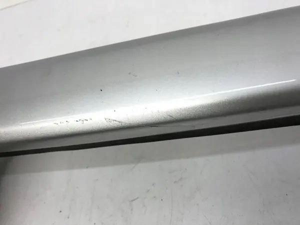 OEM 9822759177 Rechte Windschutzscheibenleiste Citroen image 6