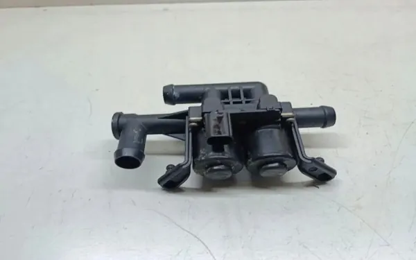 BMW Heizungskühler-Ventil OEM 9310349 - Gebraucht image 3