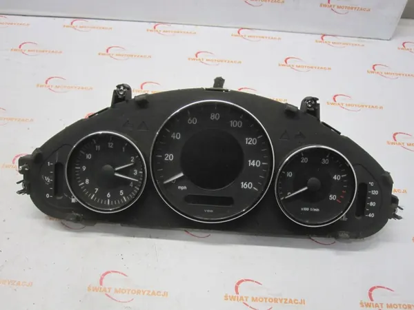 Cuentakilómetros MERCEDES CLS C219 07r A2195406511 usado image 2