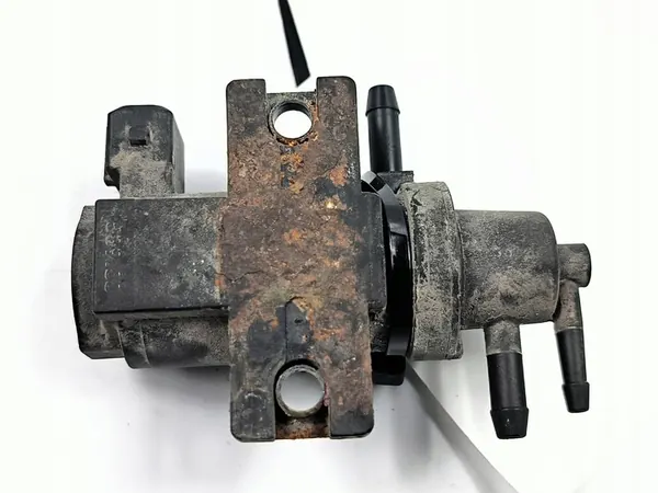 Vanne à vide MK667899 FUSO CANTER 9C18 image 1