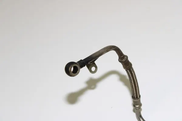 BMW F10 F01 F02 750i 550i N63 Tubo de óleo turbo image 3