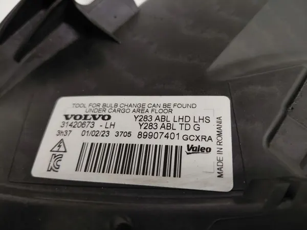 Volvo S60 V60 II Xenon Vasemman Lamppu image 3