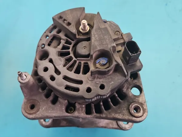 Dynamo Audi A3 8L 1.6 8V 028903028D 0124325003 image 4