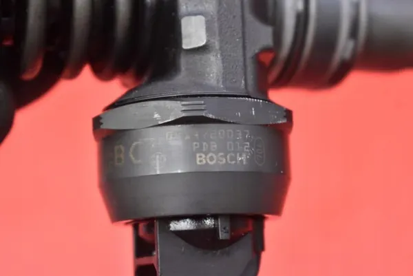 Bomba de inyección OEM 038130073AJ para VW Passat B5 1.9 TDI image 10
