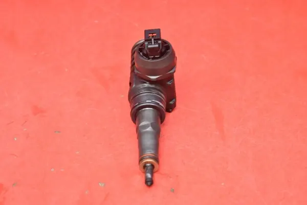 Bomba de inyección OEM 038130073AJ para VW Passat B5 1.9 TDI image 6