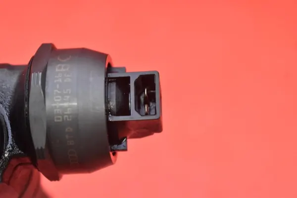 Bomba de inyección OEM 038130073AJ para VW Passat B5 1.9 TDI image 8