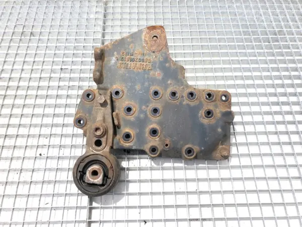 Etujousituksen Kiinnike OEM 5600201617 image 2