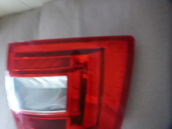 Luz trasera LED derecha SKODA OCTAVIA III Kombi 5E9945096A image 4