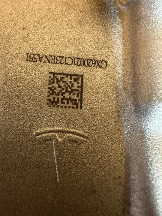 Tesla Model Y Getriebe OEM 1188832-00-A Gebraucht image 7