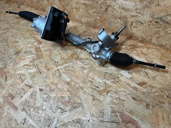 Tesla Model Y Getriebe OEM 1188832-00-A Gebraucht image 9