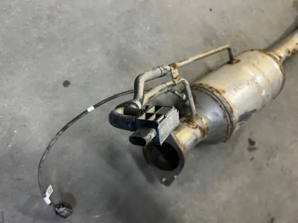 Katalysator OEM PZ11-5L230-GB Ford Kuga image 4