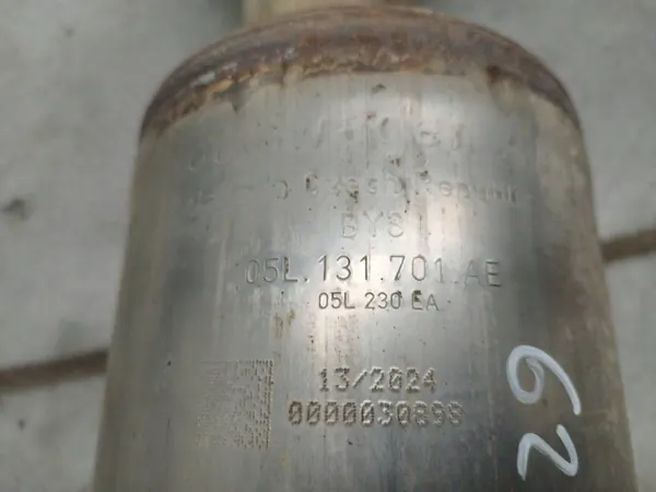 Katalysator OEM 05L131701AD/05L131701AE image 6