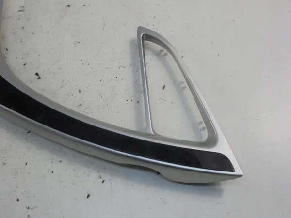 Opel Astra J inredningshandtag OEM 340685796 image 7
