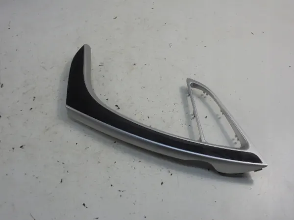 Opel Astra J inredningshandtag OEM 340685796 image 8
