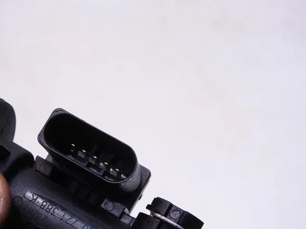 Bomba de Embreagem VW Passat B6 1.4 TSI 3C0721388K image 4