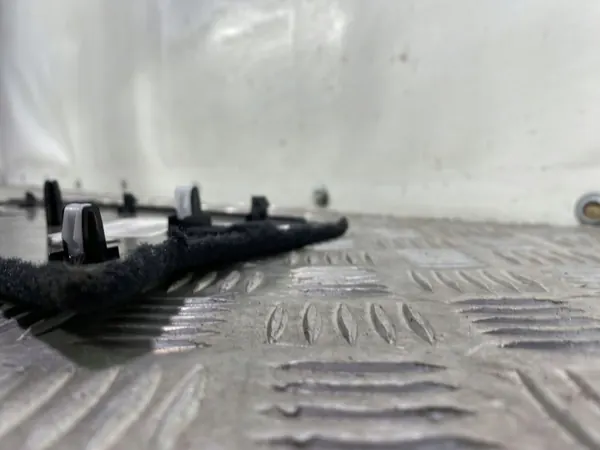 Piezas túnel central Alfa Romeo Stelvio OEM 01561262070 image 5