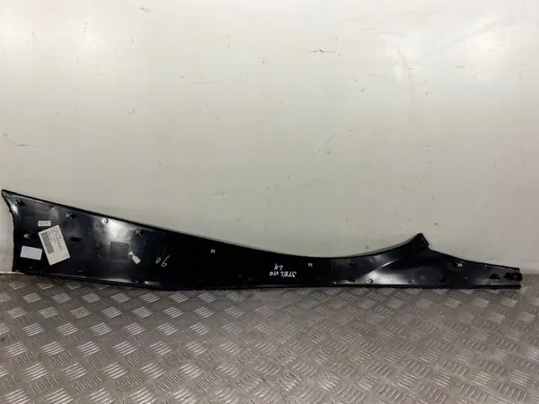 Piezas túnel central Alfa Romeo Stelvio OEM 01561262070 image 9