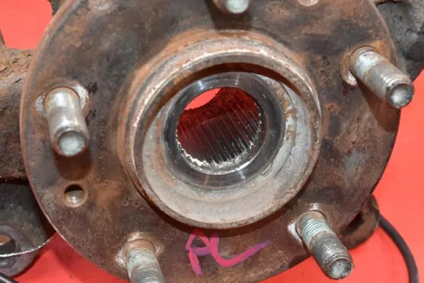 OEM mamAUTO-1052835- Cubo Dianteiro Esquerdo Mazda CX-7 image 3