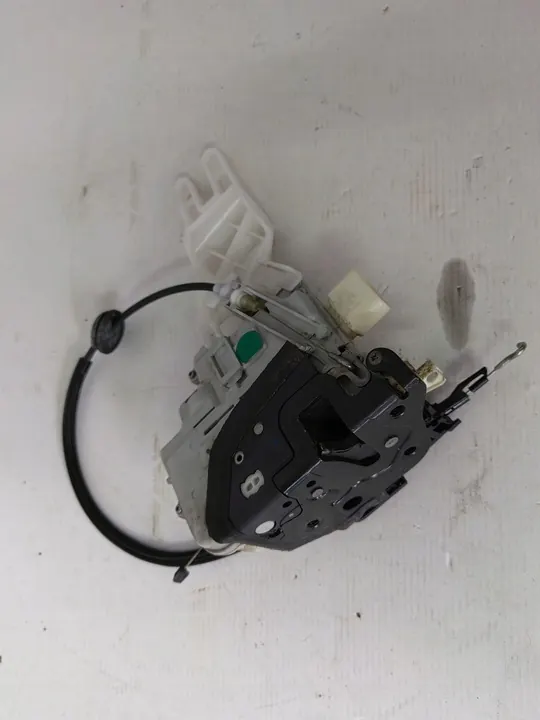 VW EOS Türschloss Links Vorne 9 Pins image 5