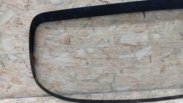 Vitre Arrière Daewoo Lanos T100 OEM VOLVOMAR-140247 image 3