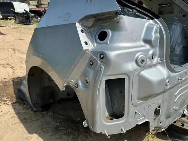 Gebruikte Volkswagen ID.4 achterzijde carrosserie - OEM NA image 4