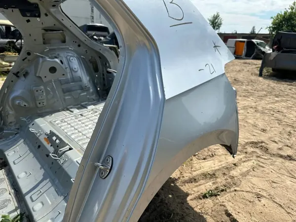 Gebruikte Volkswagen ID.4 achterzijde carrosserie - OEM NA image 5
