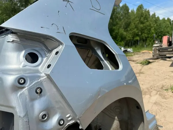 Gebruikte Volkswagen ID.4 achterzijde carrosserie - OEM NA image 6