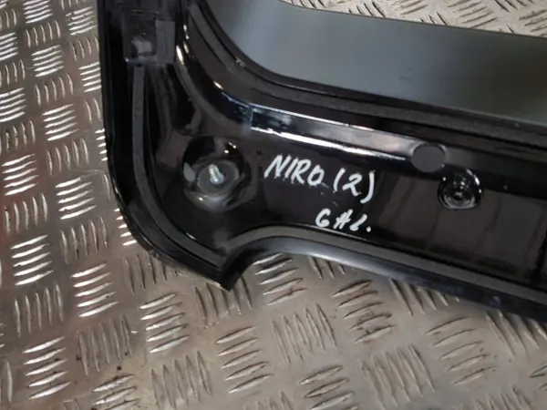 Kia Niro Spoiler Klep Stoplicht OEM 87210-G5000 image 8