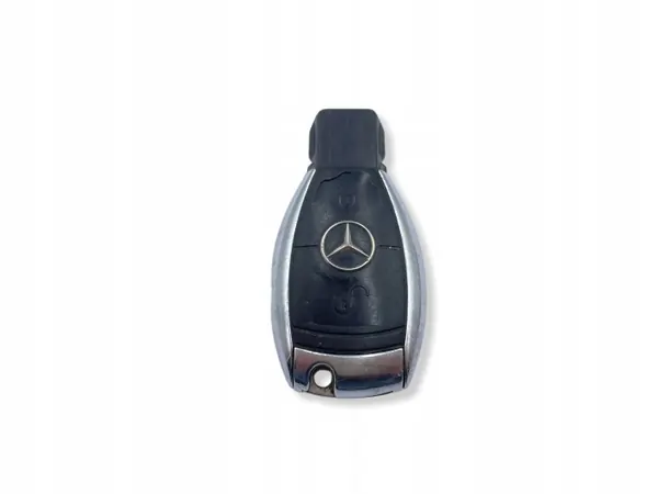 Clé Mercedes OEM UHP2249 - 2 Boutons Argent Occasion image 2