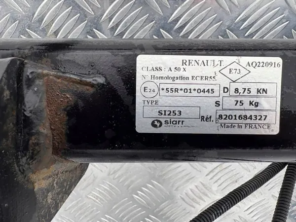 Gancho Remolque Dacia Duster II OEM 8201684327 Completo image 4