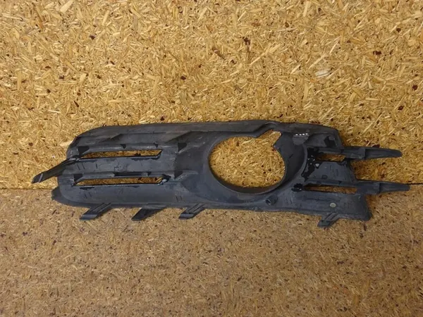 Griglia faro antinebbia sinistra SCIROCCO III 08-14 1K8853665C image 4