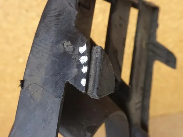 Griglia faro antinebbia sinistra SCIROCCO III 08-14 1K8853665C image 5