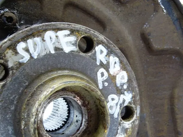 Snodo ammortizzatore anteriore destro Skoda Superb III image 6