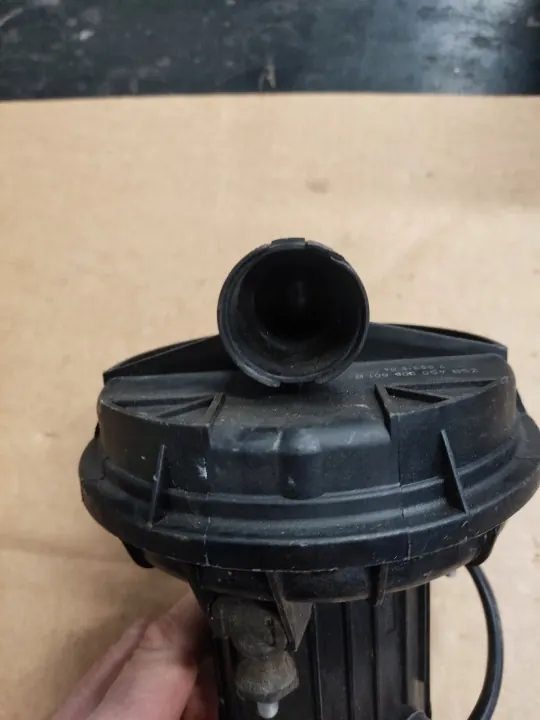 Sekundärluftpump OEM 07L959253K för Audi R8 image 5