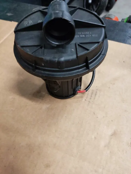 Sekundärluftpump OEM 07L959253K för Audi R8 image 9