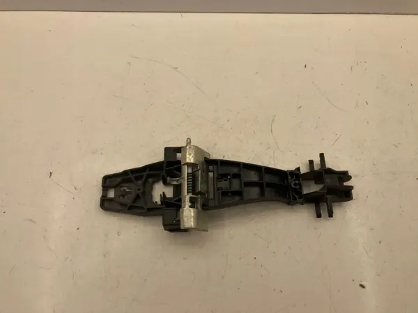 Manilla interior trasera derecha Land Rover Discovery 3 DLL319RRRH image 8