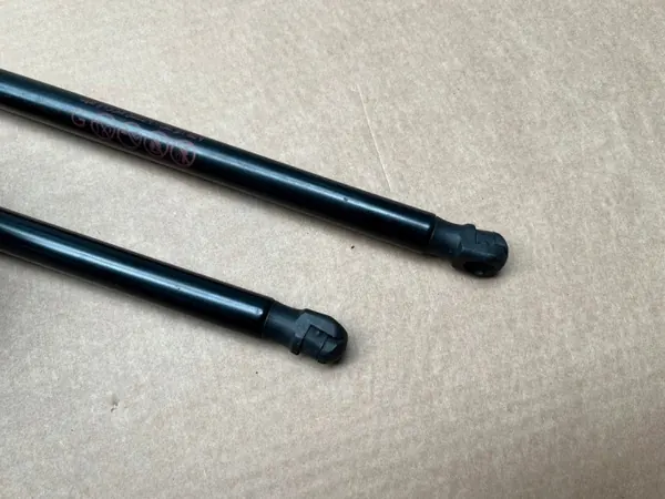 Infiniti Q30/QX30 gasveer OEM VPL ZDRZ SPRGZ_0016 image 3