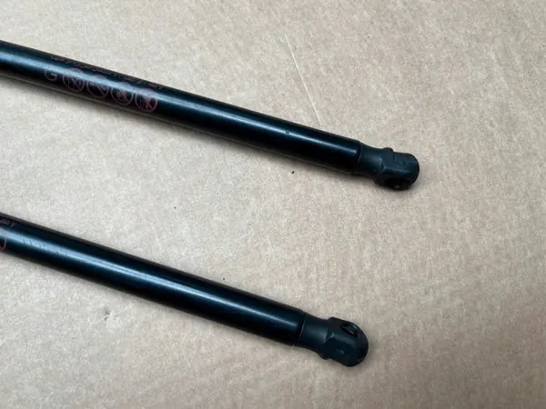 Infiniti Q30/QX30 gasveer OEM VPL ZDRZ SPRGZ_0016 image 6