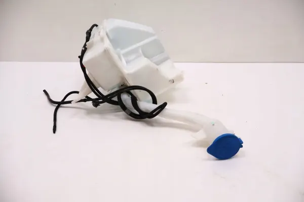 Scheibenwaschbehälter Volvo XC60 I OEM 30753424, 30753425 image 5