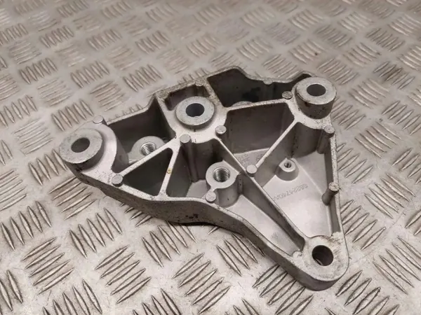 Versnellingsbaksteun OEM 68224740AA voor Chrysler Pacifica image 2